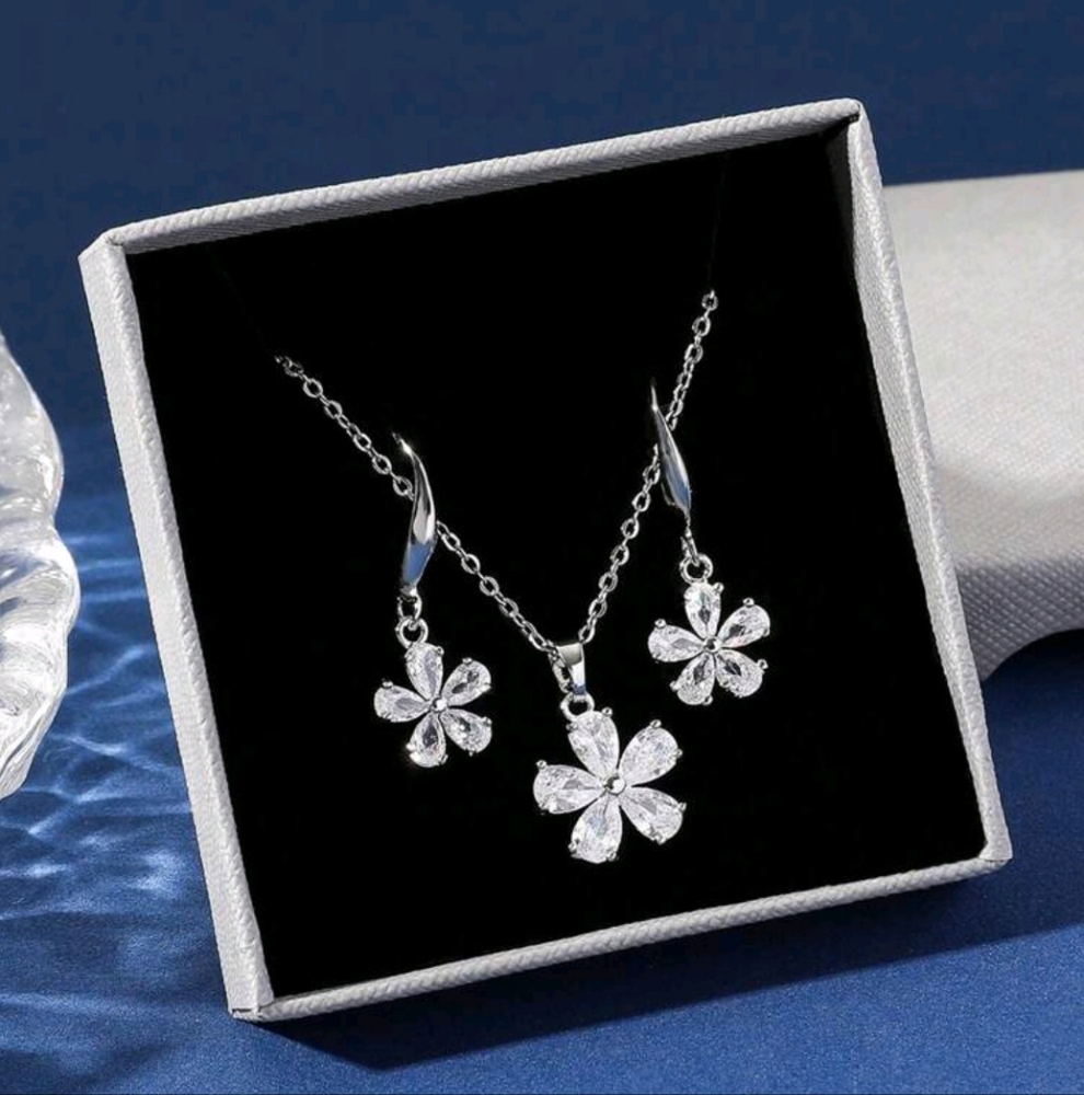 3pc Stainless Steel Rhinestone Floral Jewelry Set Of Necklace + Earrings In Box